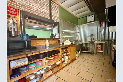 390 Main Street, Washington, MO 63638 - Photo 6