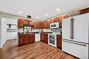 500 Candlestick Ct, Warrenton, MO 63383 - Photo 10