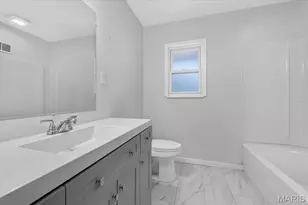 9091 Patrick Dr, Saint John, MO 63114 - Photo 14