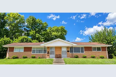 417-419 S Cadillac Drive, Saint Charles, MO 63301 - Photo 1