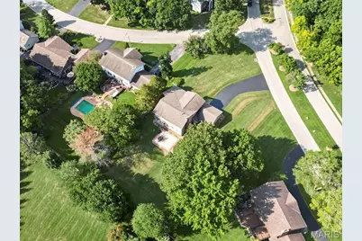 25 Vicksburg Station, Saint Charles, MO 63303 - Photo 32