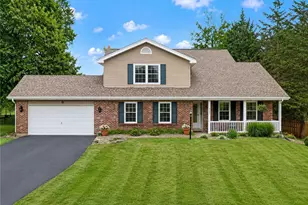25 Vicksburg Station, Saint Charles, MO 63303 - Photo 1