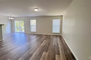 722 Wayland Dr, O'Fallon, MO 63366 - Photo 2