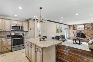 566 Windsor Mill Dr, Ballwin, MO 63011 - Photo 14