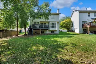 372 Buckhurst Dr, Ballwin, MO 63021 - Photo 2