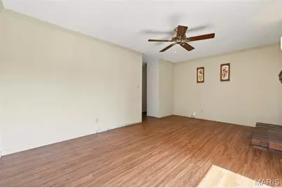 4530 Firelight Drive, Oakville, MO 63129 - Photo 10