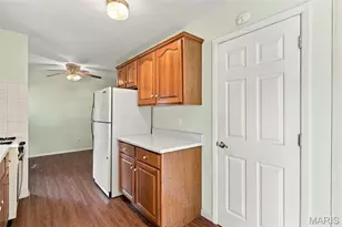 4530 Firelight Dr, Oakville, MO 63129 - Photo 14