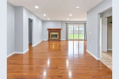 14331 Rainy Lake Drive, Chesterfield, MO 63017 - Photo 4