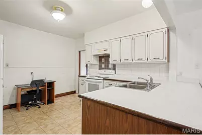 812 W Miller Street, De Soto, MO 63020 - Photo 14