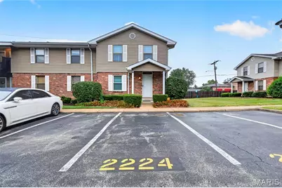 2224 New Sun Drive, Florissant, MO 63031 - Photo 2