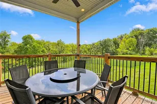 210 Westleigh Ct, Wentzville, MO 63385 - Photo 14