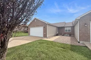 13 Chester Rd, Hannibal, MO 63401 - Photo 1