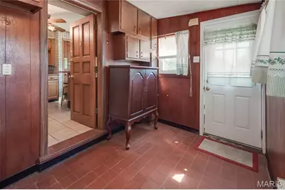 9500 Theodosia Avenue, Overland, MO 63114 - Photo 16