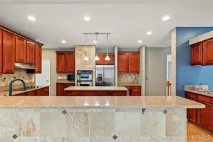 1052 Brook Mont Dr, O'Fallon, MO 63366 - Photo 24
