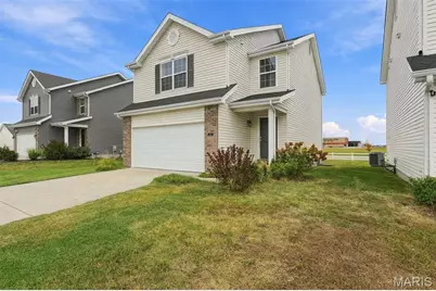 104 Baycrest Court, Saint Charles, MO 63301 - Photo 2
