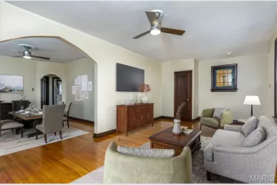 4979 Pernod Avenue, Saint Louis, MO 63139 - Photo 6