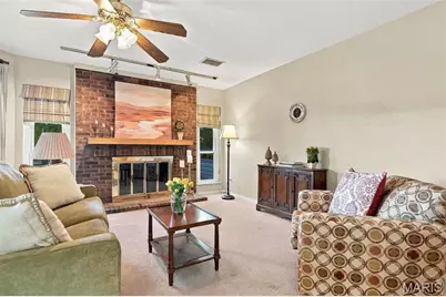 1010 Thoreau Court #207, Creve Coeur, MO 63146 - Photo 8
