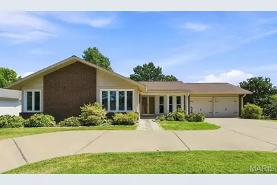 738 Henry Avenue, Ballwin, MO 63011 - Photo 1