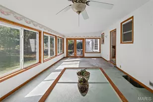 10950 Coral Ridge Dr, Saint Louis, MO 63123 - Photo 12