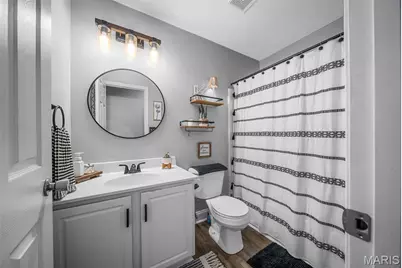 156 Old Williamsburg Parkway, Wentzville, MO 63385 - Photo 26