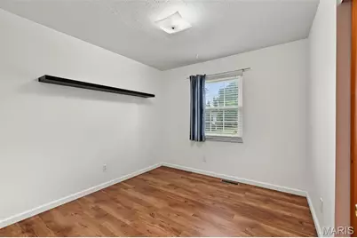 2263 McKelvey Road, Maryland Heights, MO 63043 - Photo 18