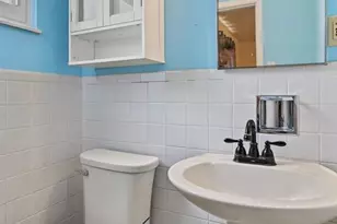 2263 McKelvey Rd, Maryland Heights, MO 63043 - Photo 18