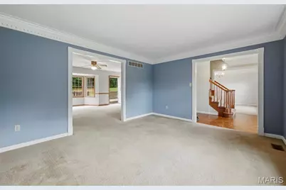 176 Spring Oaks Drive, Ballwin, MO 63011 - Photo 6