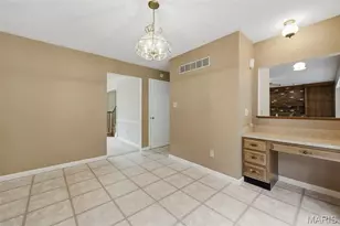 176 Spring Oaks Dr, Ballwin, MO 63011 - Photo 18