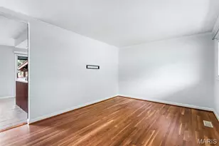 1060 Loveland Dr, Florissant, MO 63031 - Photo 6