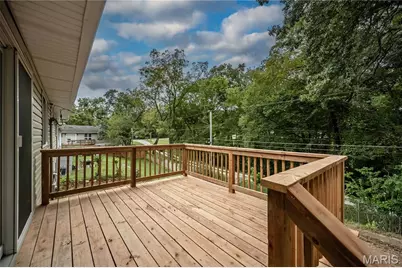 133 Embassy Lane, Kirkwood, MO 63122 - Photo 16
