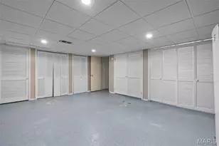 212 Carriage Ct, Washington, MO 63090 - Photo 36