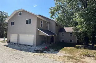 26273 Woodridge Dr, Warrenton, MO 63383 - Photo 1