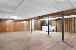 701 Ave H, Saint Louis, MO 63125 - Photo 24