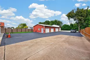 9015 Gravois Rd, Affton, MO 63123 - Photo 72