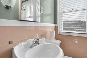 9015 Gravois Rd, Affton, MO 63123 - Photo 30