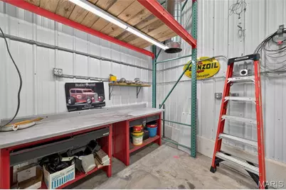 9015 Gravois Road, Affton, MO 63123 - Photo 60