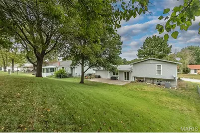 615 Country Lake Drive, Saint Peters, MO 63376 - Photo 32