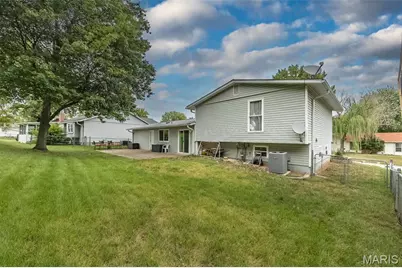 615 Country Lake Drive, Saint Peters, MO 63376 - Photo 30