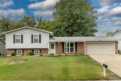 615 Country Lake Drive, Saint Peters, MO 63376 - Photo 1