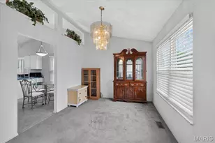 11026 Kohrs Ln, Saint Louis, MO 63123 - Photo 10