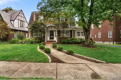 422 Mission Court, University City, MO 63130 - Photo 2