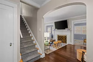 422 Mission Ct, University City, MO 63130 - Photo 4