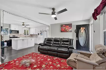 1526 St Ives, Dellwood, MO 63136 - Photo 10