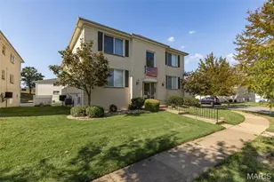 12561 Chardin Pl, Saint Louis, MO 63128 - Photo 8