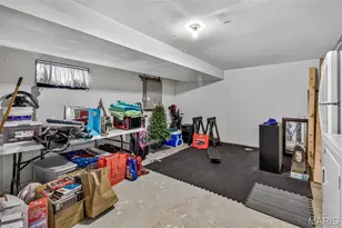 12561 Chardin Pl, Saint Louis, MO 63128 - Photo 32