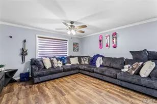 12561 Chardin Pl, Saint Louis, MO 63128 - Photo 16