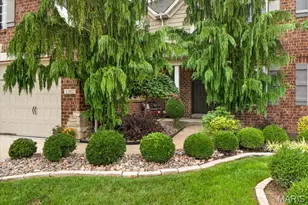 1302 Spring Lilly Dr, High Ridge, MO 63049 - Photo 2