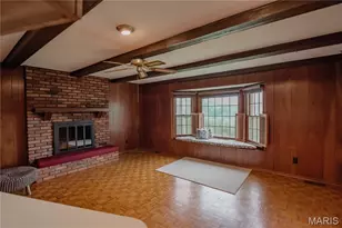 10441 Ewell Dr, Saint Louis, MO 63137 - Photo 8