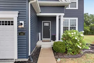 103 Henley Heights Ct, Arnold, MO 63010 - Photo 2