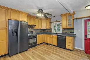 9617 Echo Ln, Overland, MO 63114 - Photo 10